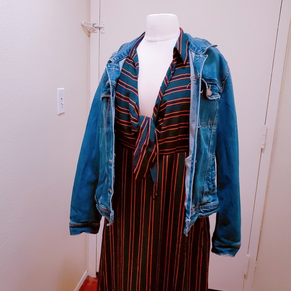 Fall Green Pinstripe Midi Length Evening Dress - Picture 4 of 5